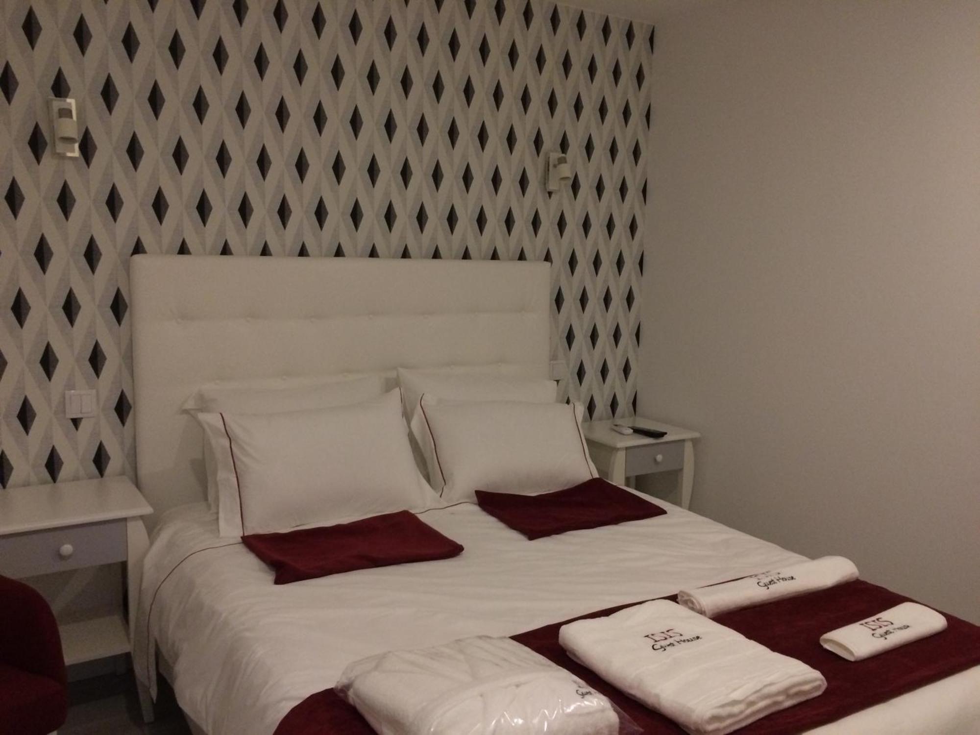 Isis Guest House Braga Buitenkant foto